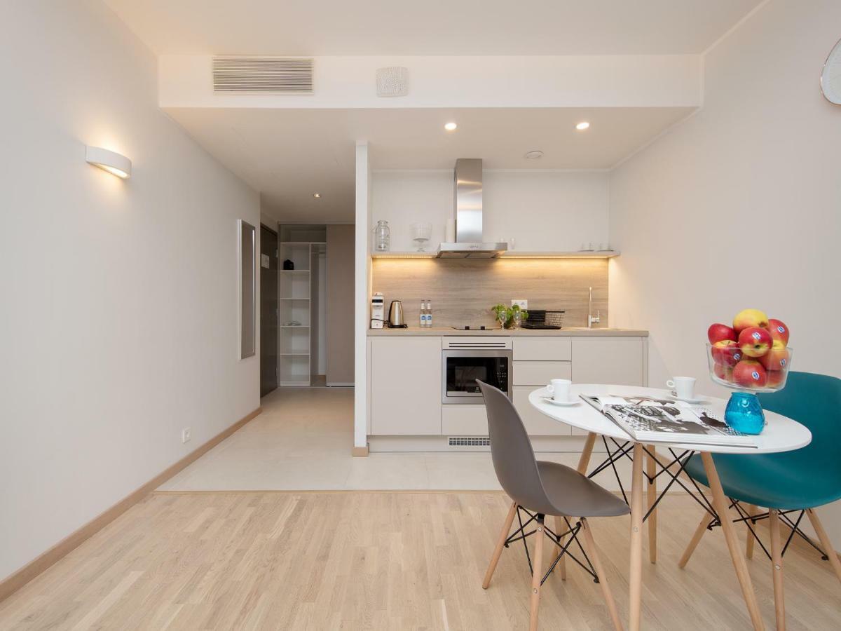 8Era Business Executive Rotermanni Apartments Таллин Экстерьер фото
