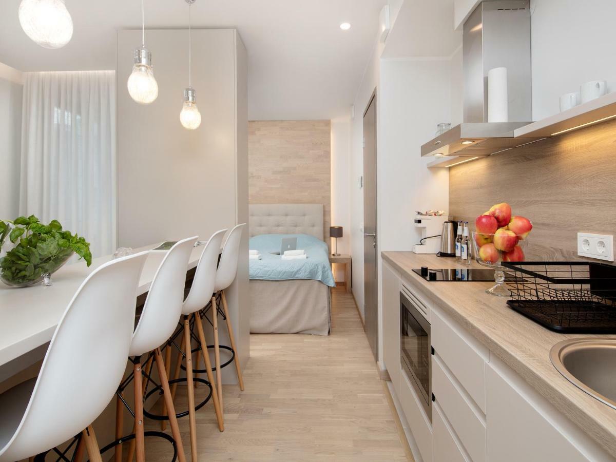 8Era Business Executive Rotermanni Apartments Таллин Экстерьер фото